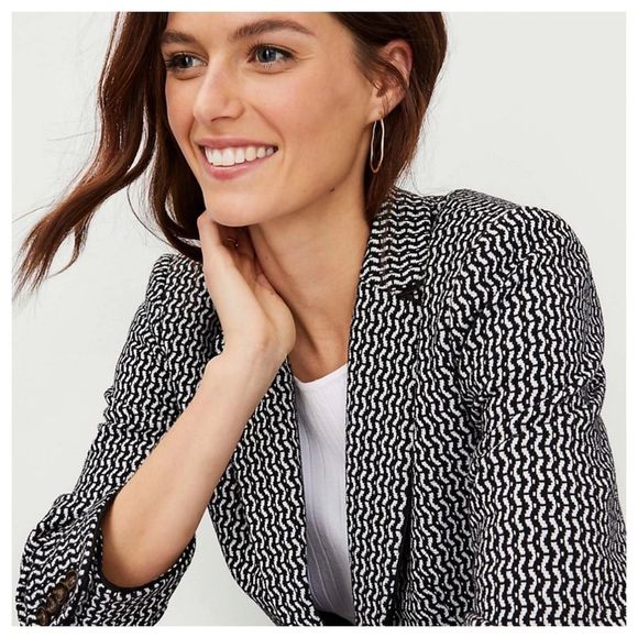 Ann‎ Taylor 00P Newbury Blazer in Geo Black and White - Picture 3 of 3